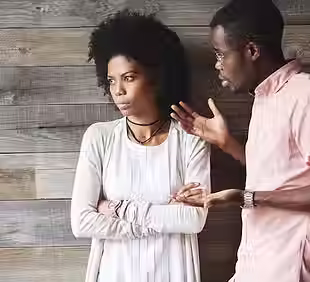 young-man-woman-having-conversation_273609-15760.avif