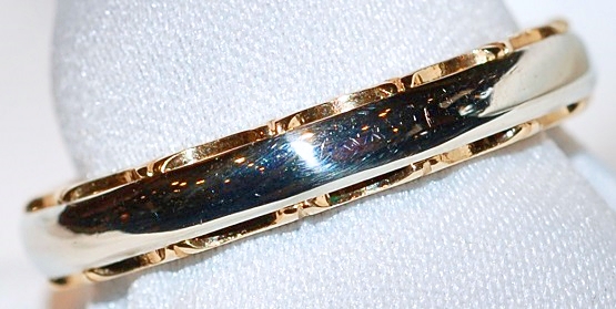 #804 14k Yellow / White Gold Band