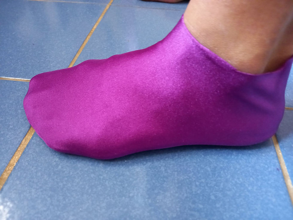 Thumbnail: Women's Foot Blocks (Universal)