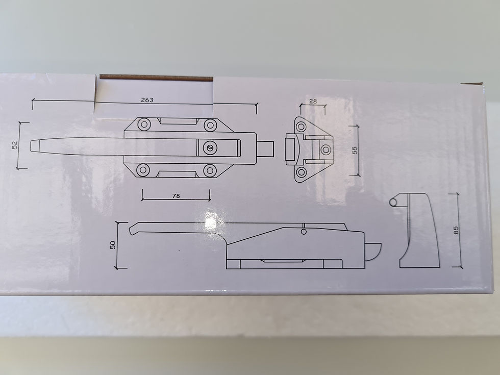 Thumbnail: Safety Latch set with inside release.