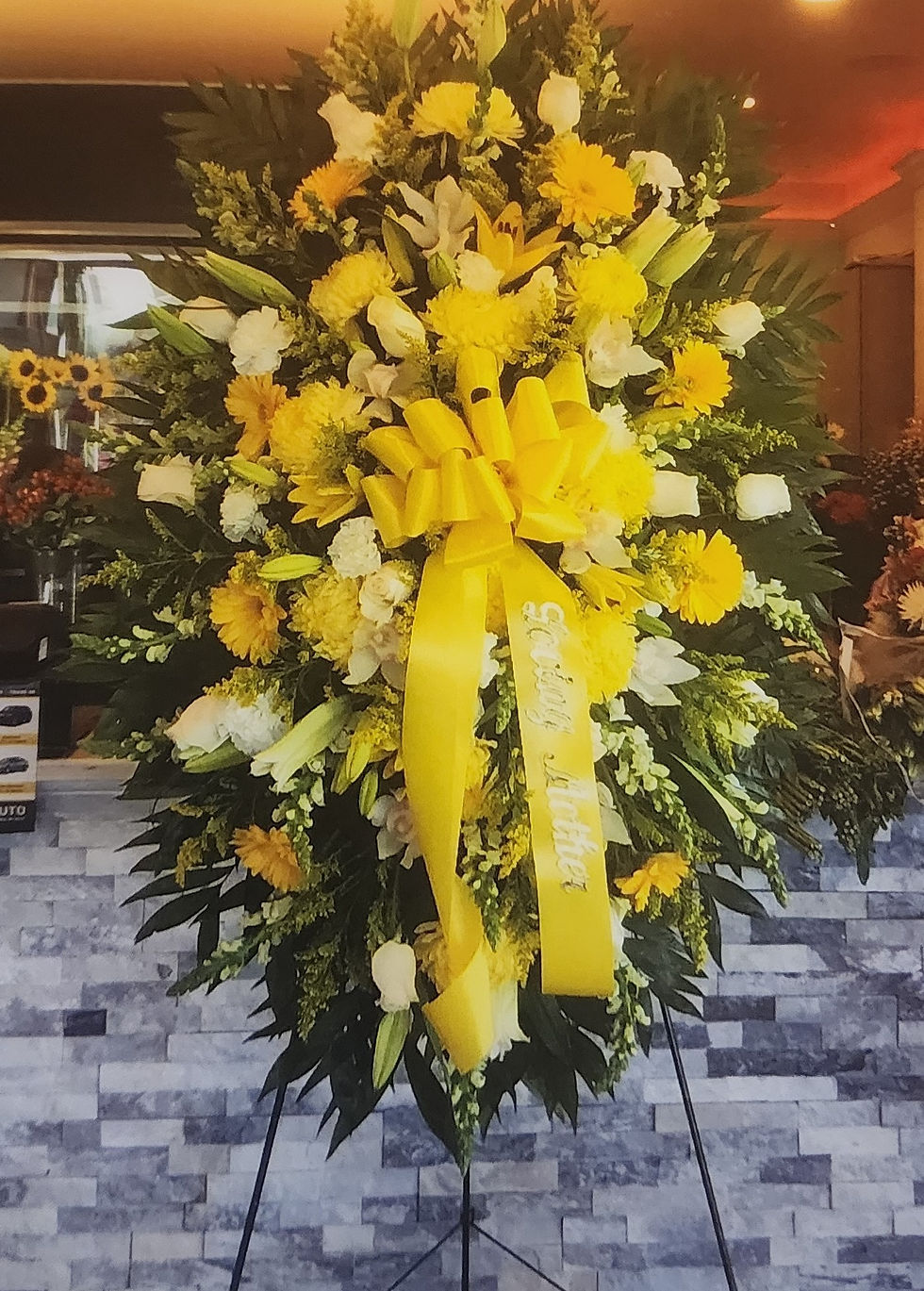 Thumbnail: Standing Spray of Flowers