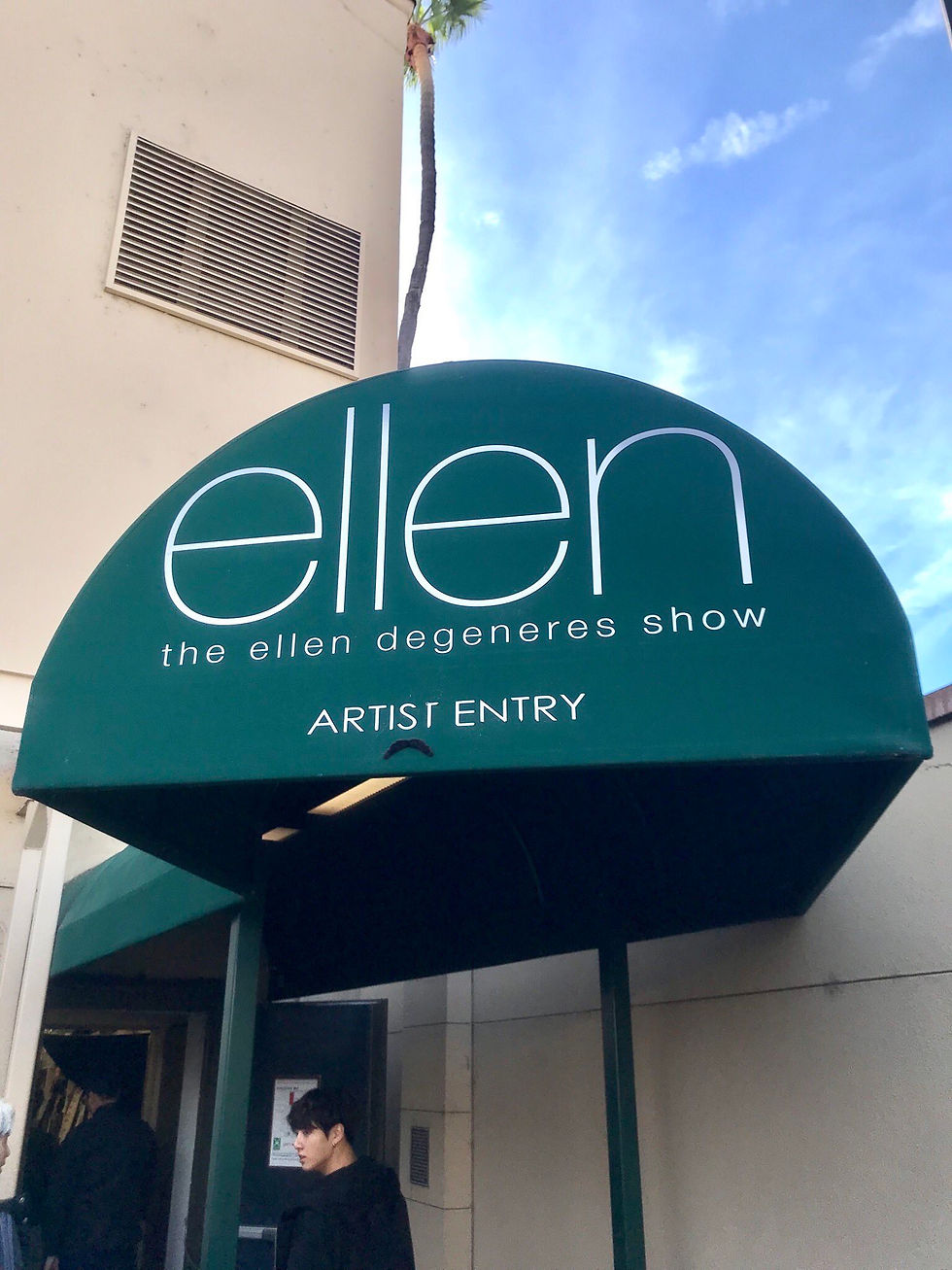 coming in! ellen BTS Eshy Gazit