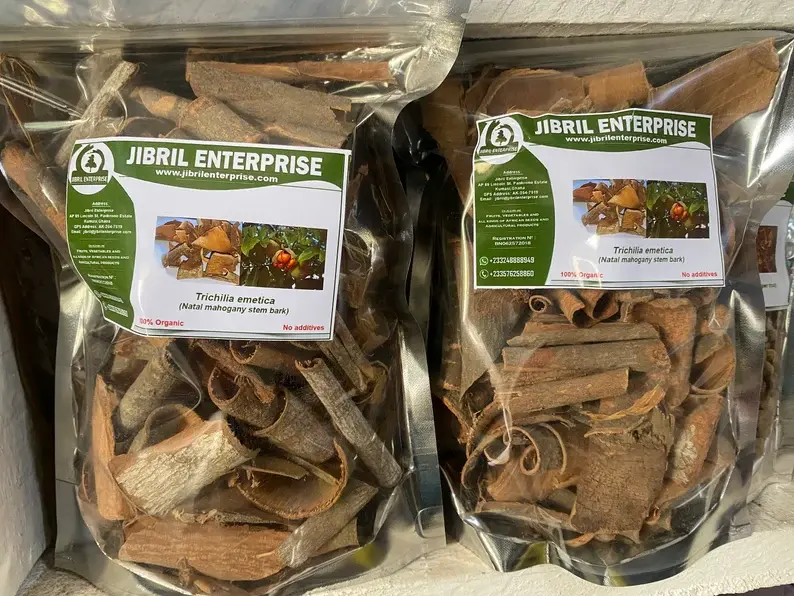 Thumbnail: Trichilia emetica, Natal mahogany, 200g/$13, shipping/$20, phyto certificate$12