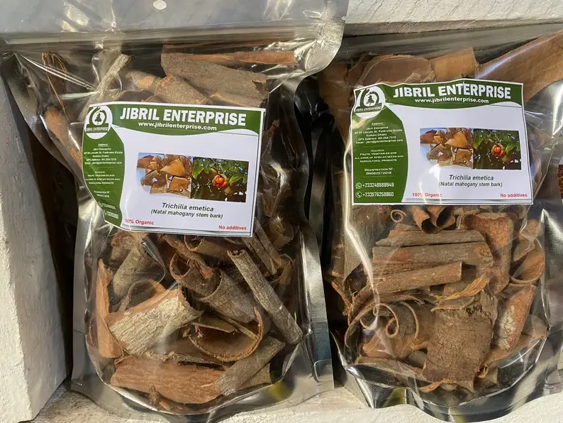 Thumbnail: Trichilia emetica, Natal mahogany, 200g/$13, shipping/$20, phyto certificate$12