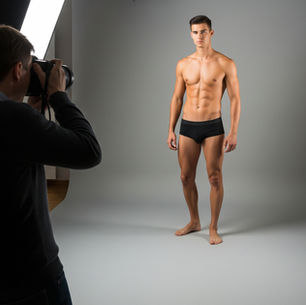 parceria para produção de conteúdo adulto 