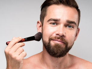 Dicas de maquiagem masculina para você se sentir mais confiante 