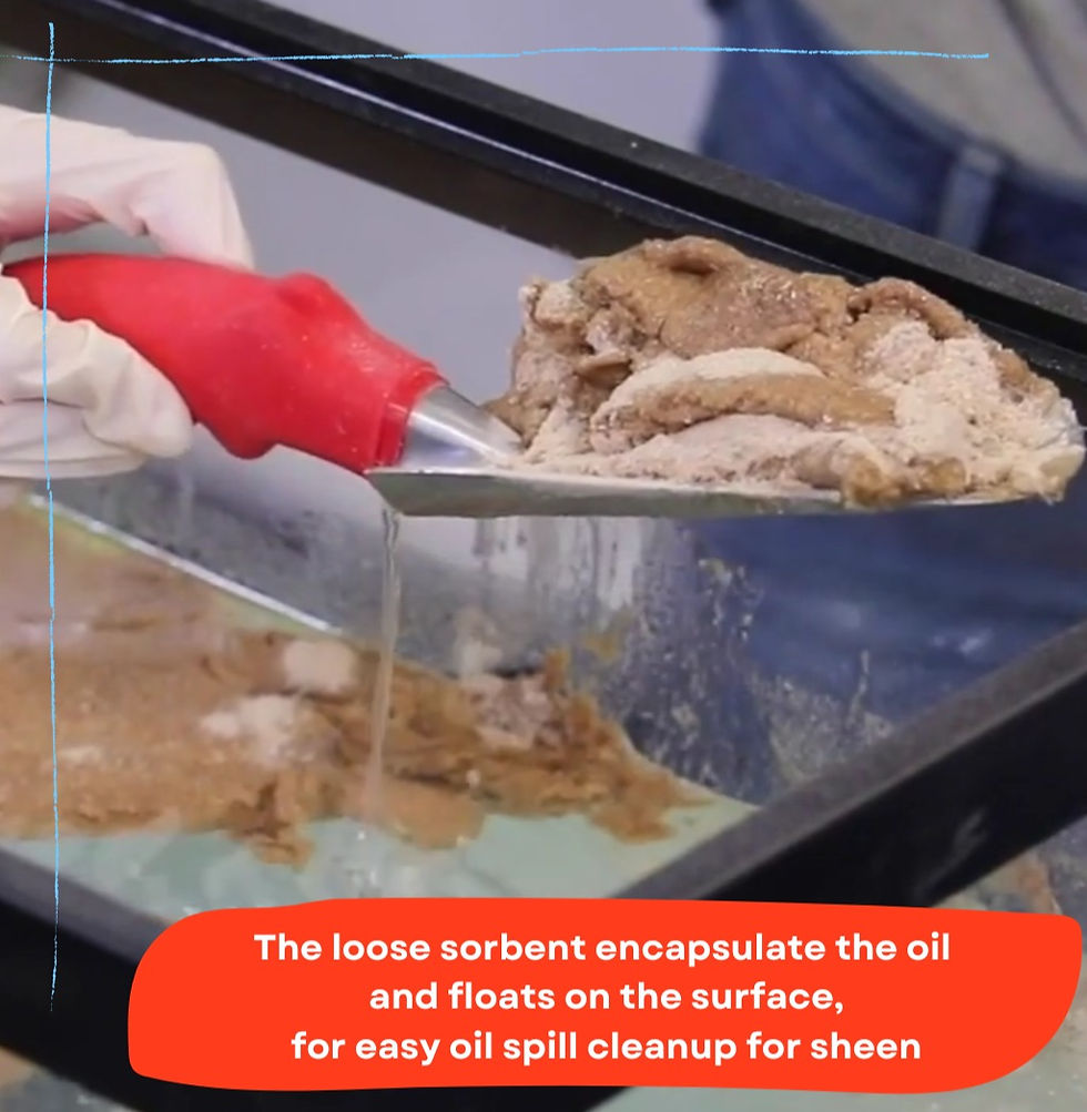 Thumbnail: Applying Loose Sorbent to contain oil on water
