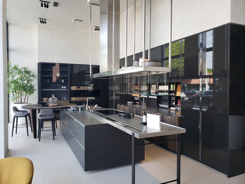 Poliform Island with table