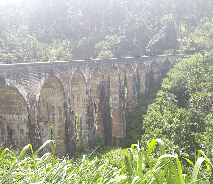 nine arches bridge