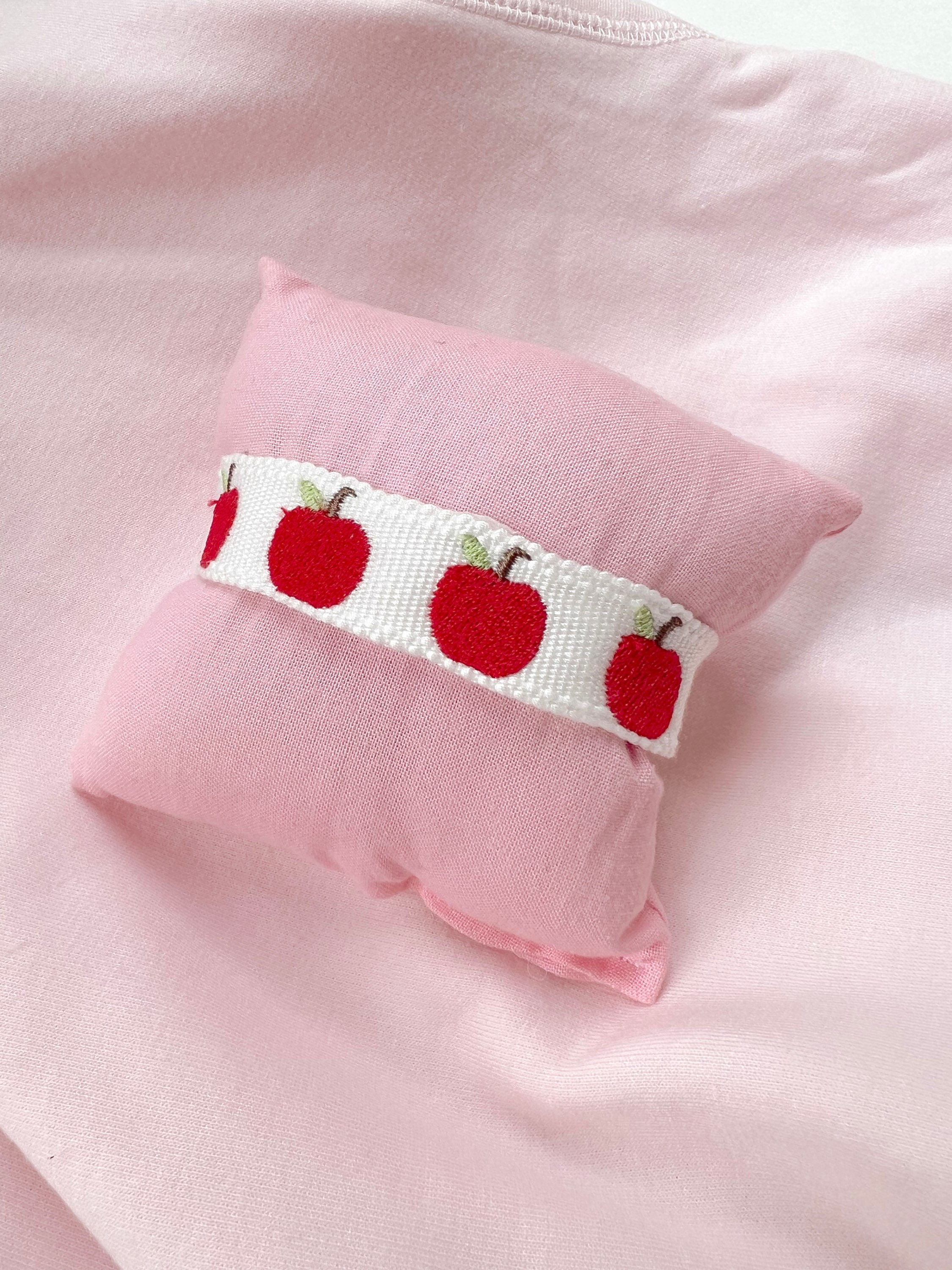 Teacher Apple Bracelet