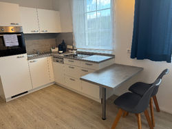 Web Küche mit Tisch