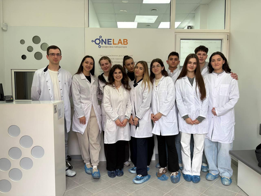 Integrating Molecular Genetic Microbiome Analysis Into Clinical Practice: From Lab Test to Personalized 3P/4P Medicine
