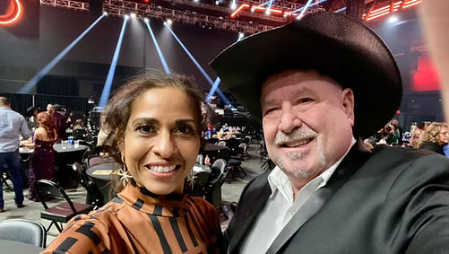 Tracy & Lou at tejanoawards.jpg