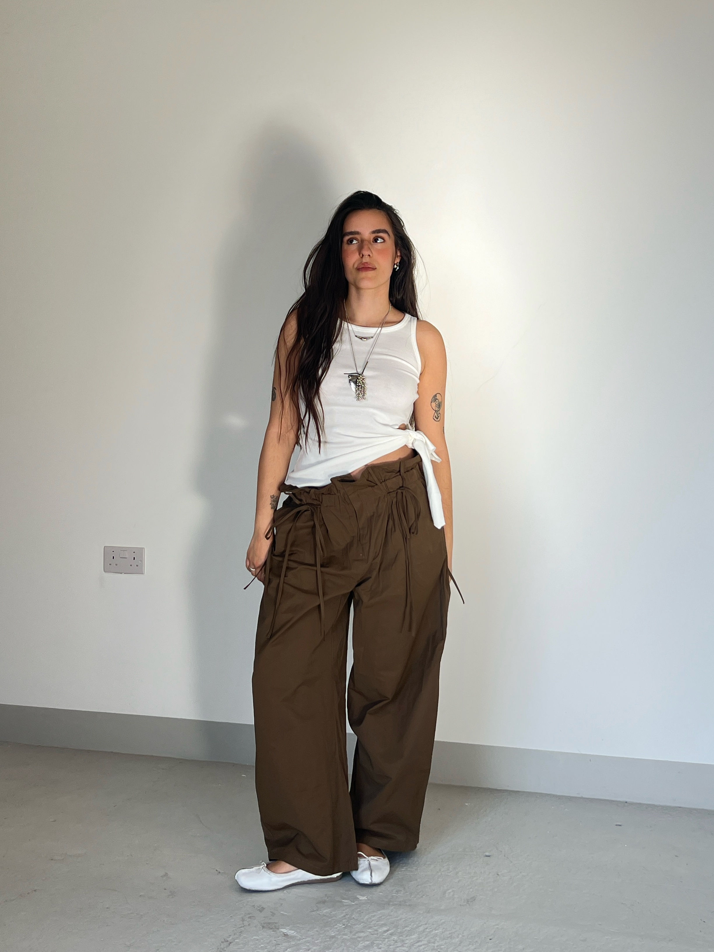 Brown Bow Ruffle Detail Balloon Sharp Trousers