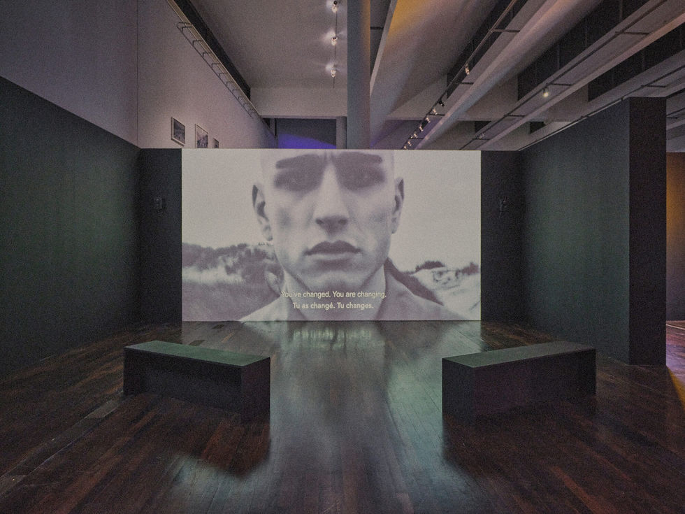 Vue de l’exposition « Ici, grand ouvert » de SMITH, MAC VAL — Musée d’art contemporain du Val-de-Marne, 2026. Photo : Sylvain la Rosa & SMITH.