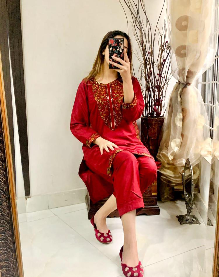 2Pcs Linen Stitched Embroidered Pocket Suit