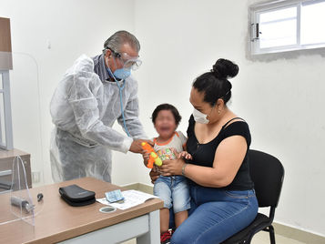 DIF Torreón continúa con servicios de salud por cita