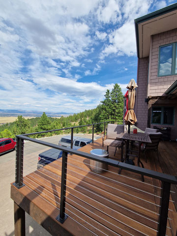 Deck builder in Helena, Montana