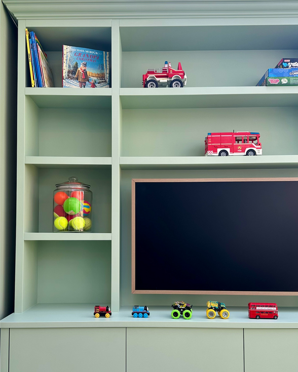 Behind the carpentry at New Heighs Carpentry, Reigate, Surrey.