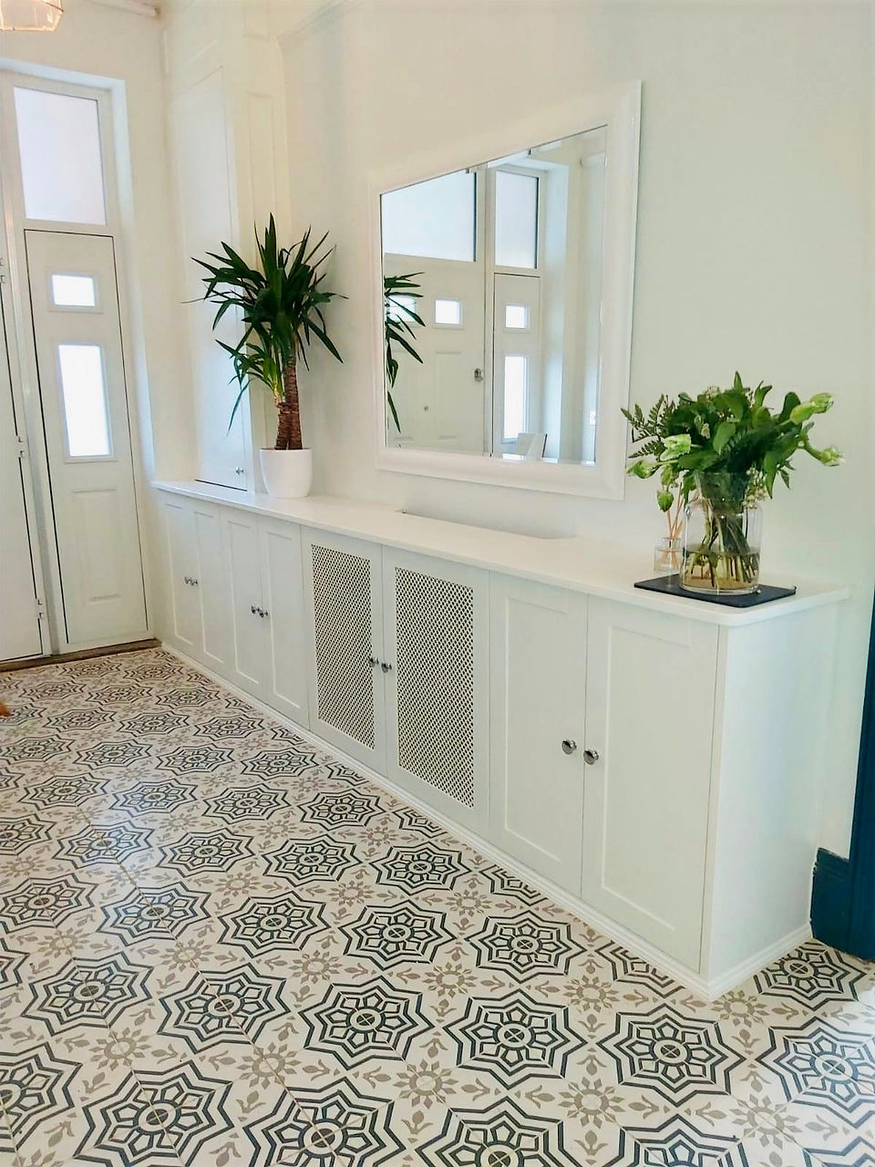 bespoke shoe cupboard, reigate, Surrey