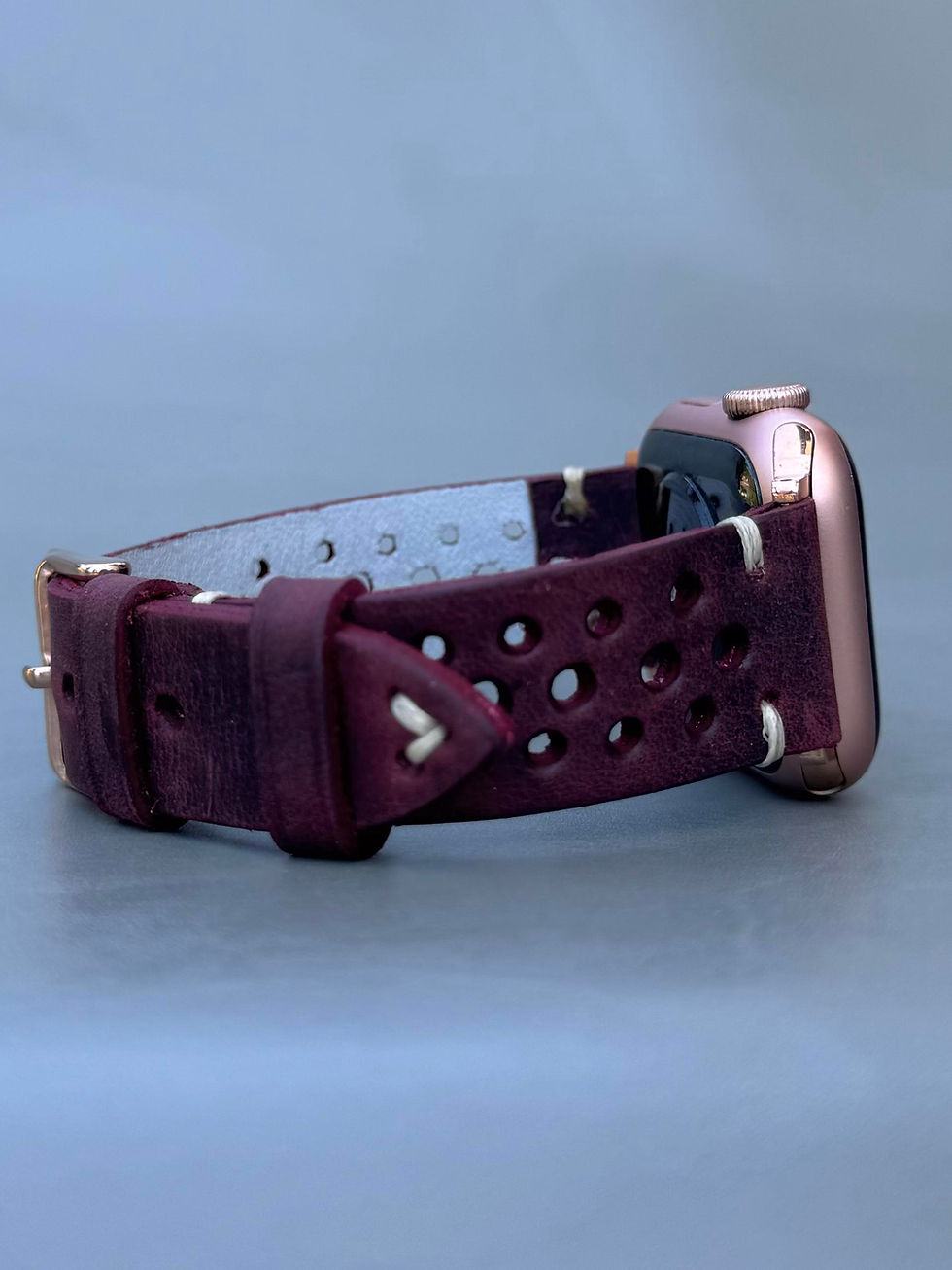 Küçük resim: Comfort Seri Bordo Renk Apple Watch Kordon