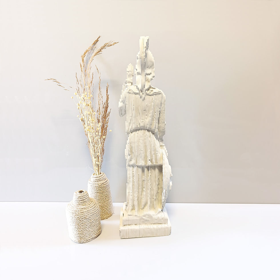 Küçük resim: Katmanlı el yapımı Athena tanrıçası ahşap heykeli – modern minimalist mitoloji dekoru