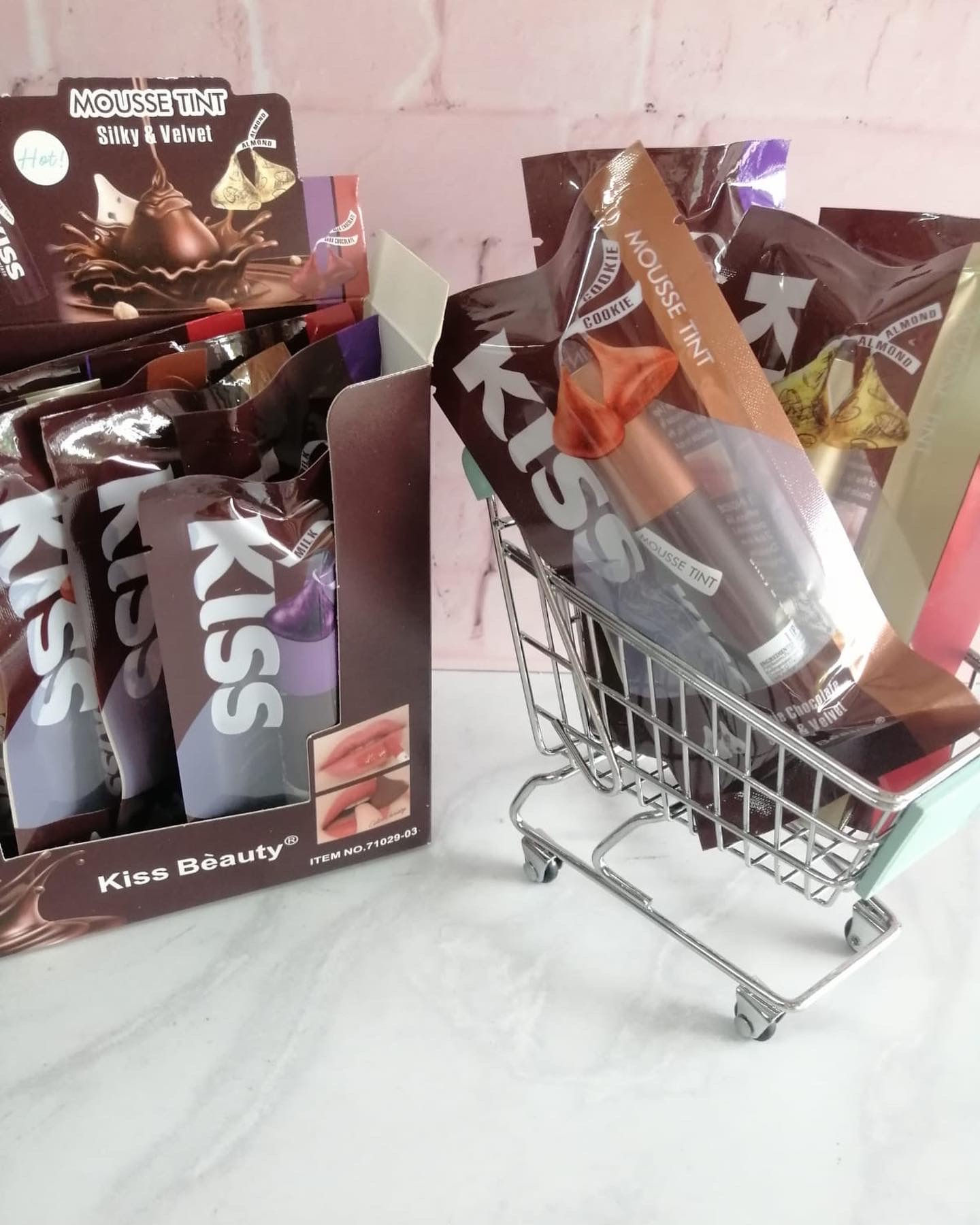 Tintas para labios 👄, olor a 🍫 chocolate.