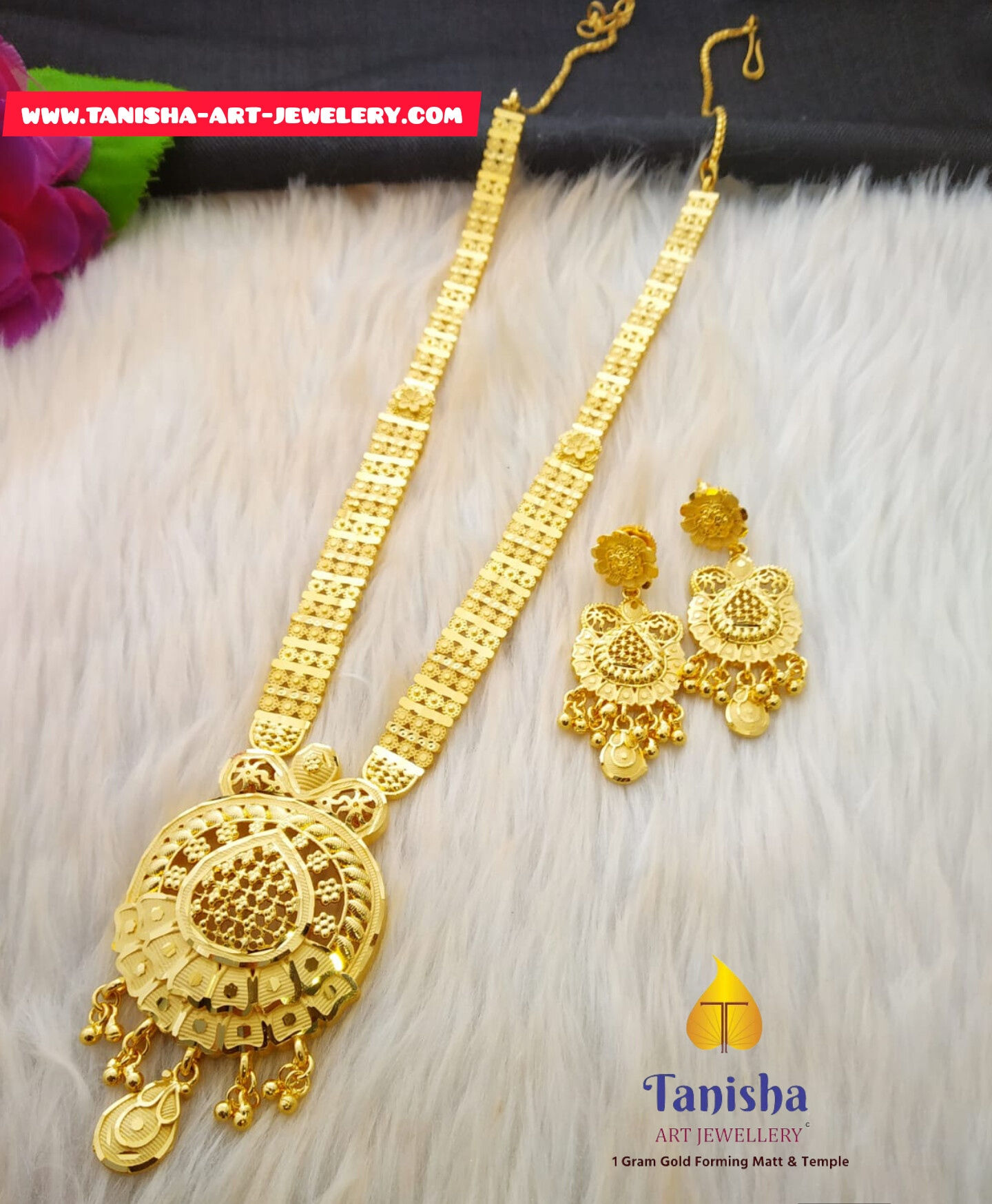 Charming Golden Long Set