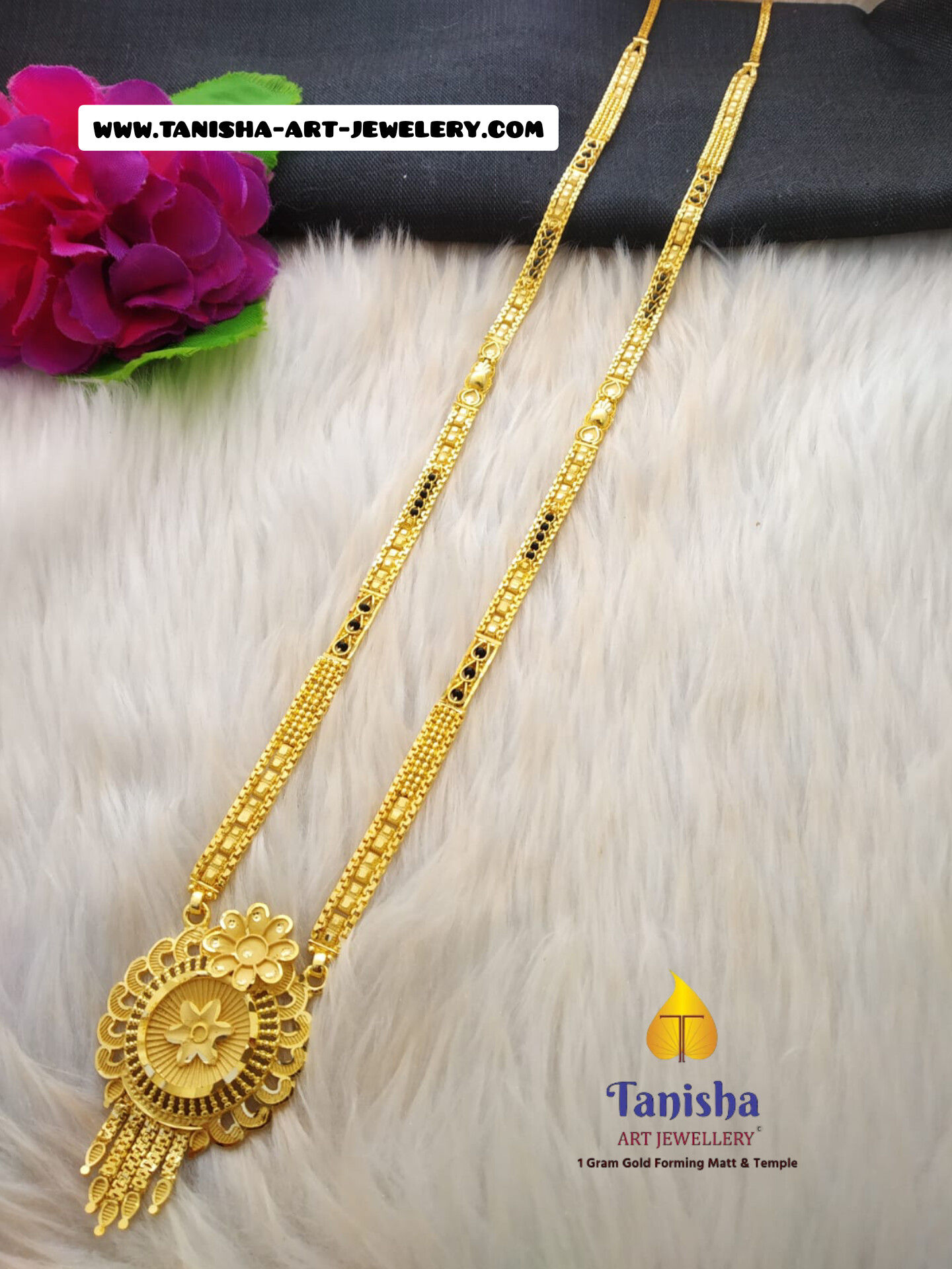 Flowery Round Pendant Mangalsutra