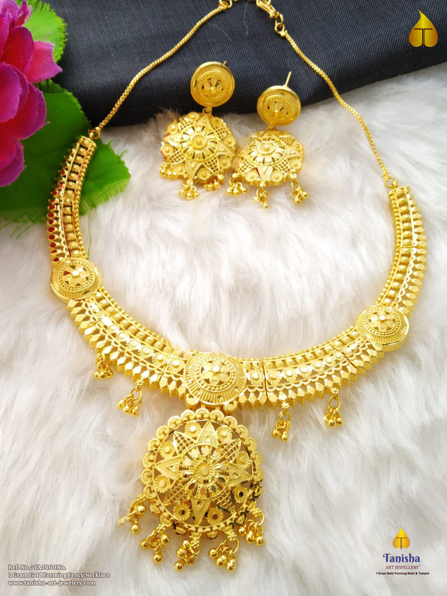 Flowery Design Necklace