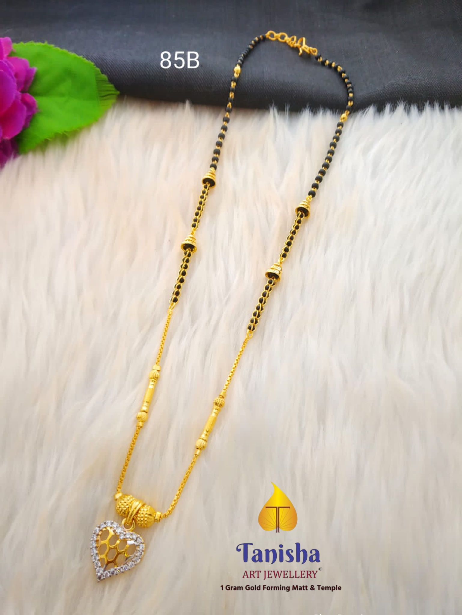 Heart pendant Short Mangalsutra 