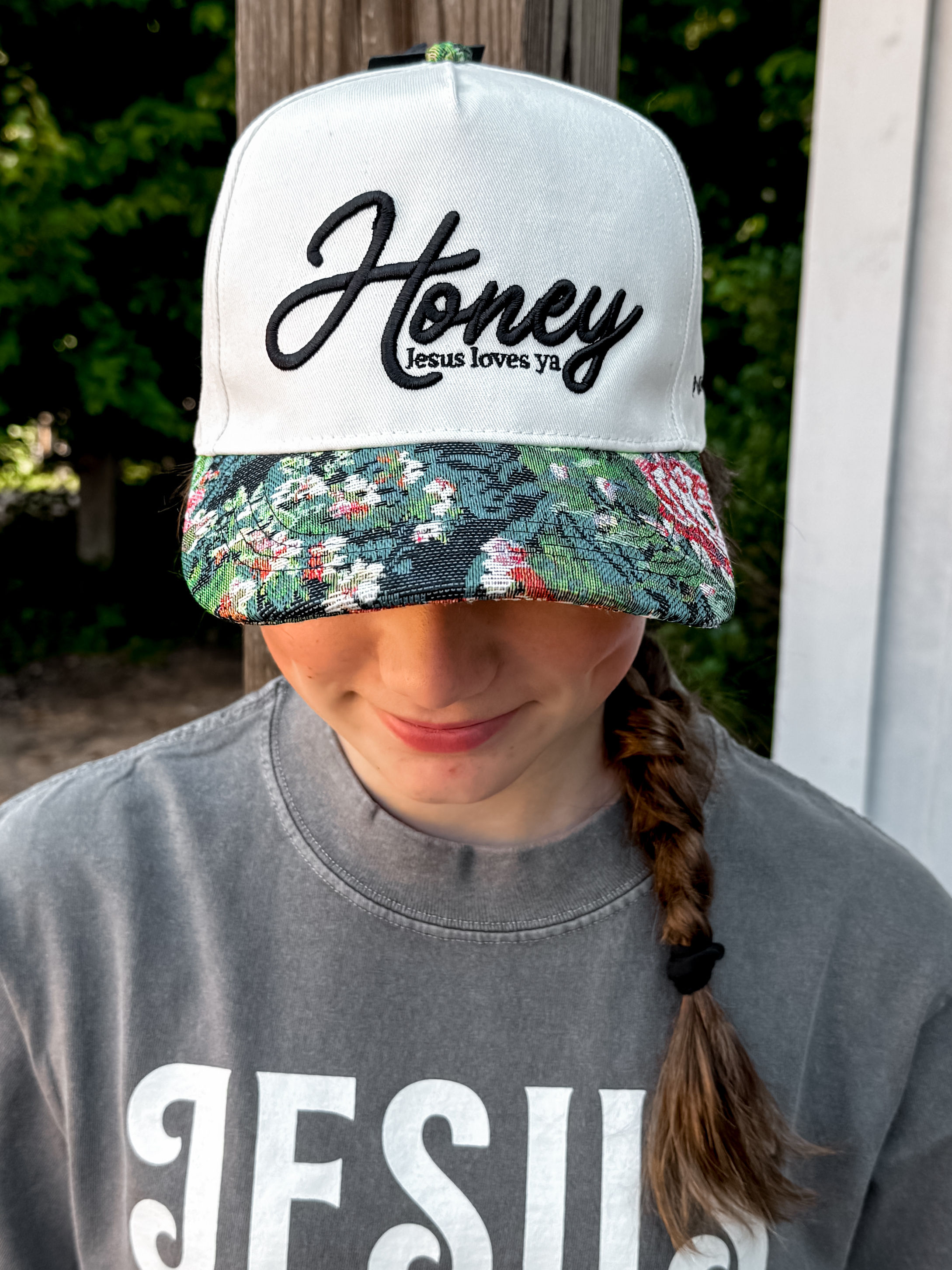 Floral Honey Jesus Loves Ya hat 