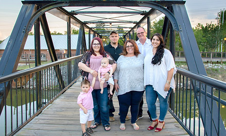 10.6.25 Family Sessions top web-52.jpg