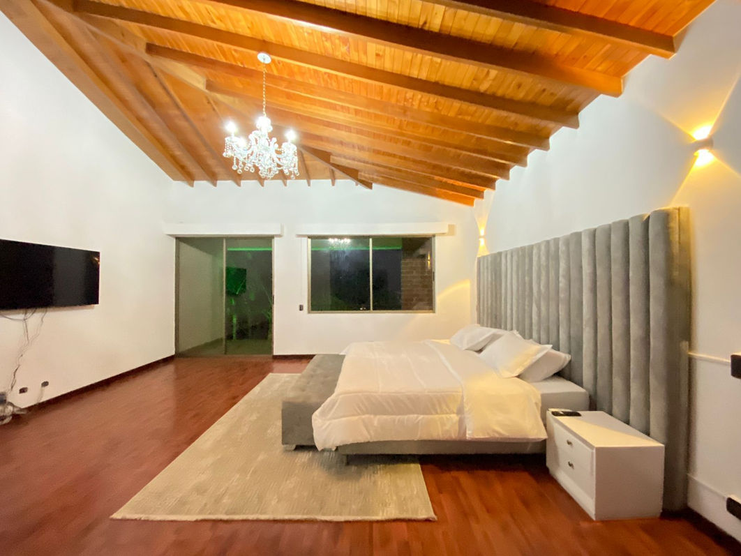 PHOTO-2022-06-15-15-31-43 8.jpg