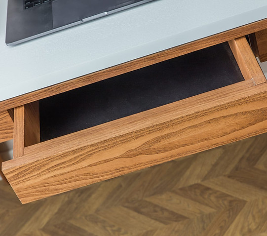 Doğal ahşap ve üstün kalite lake boyanın uyumu