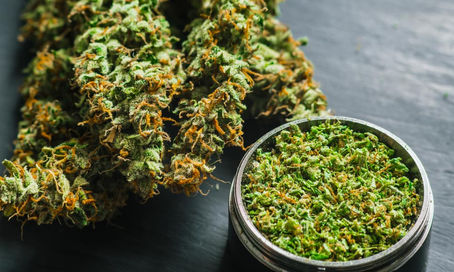 Break it Up! 4 Reasons You Should Always Grind Your Cannabis