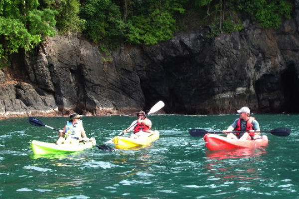 CR kayaking ballena