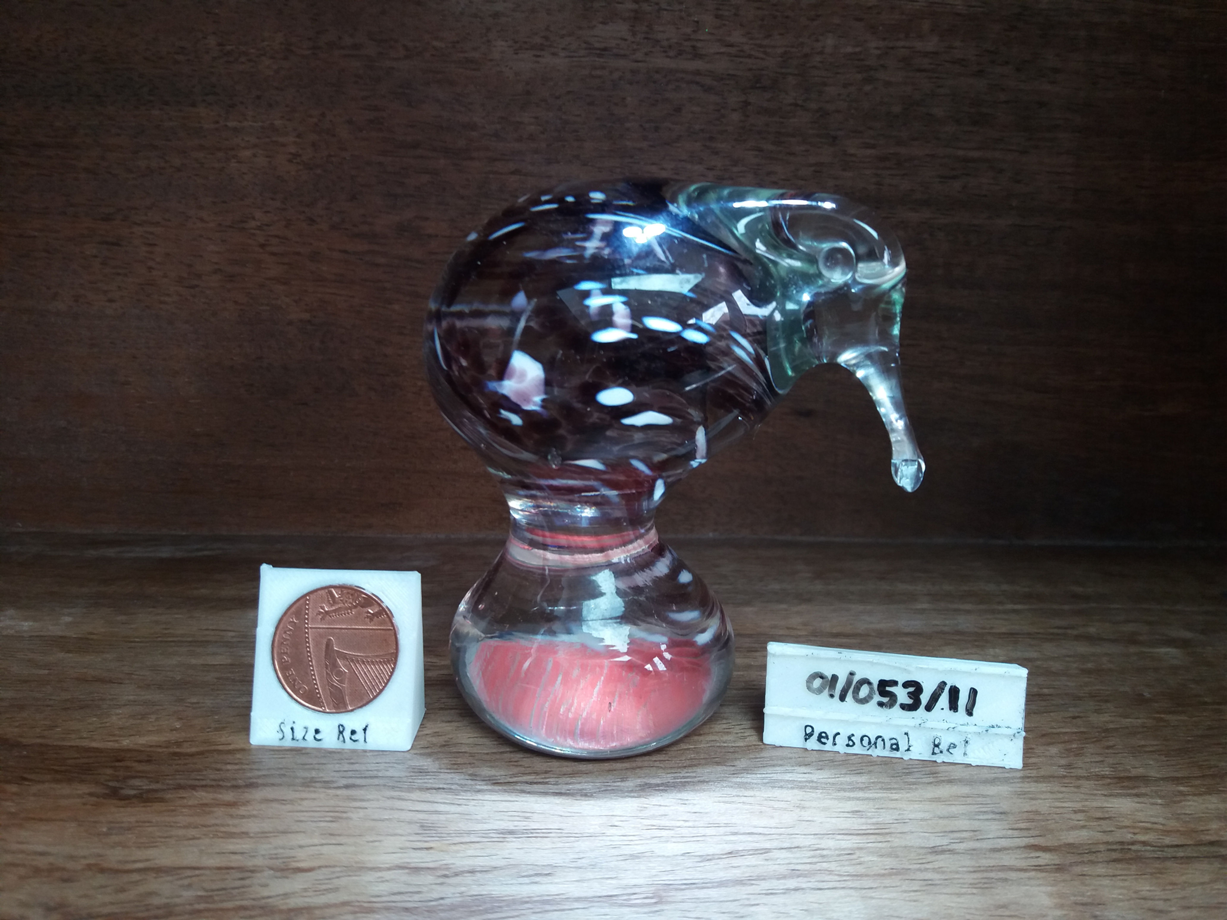 Hokitika Glass Paperweight Kiwi Bird