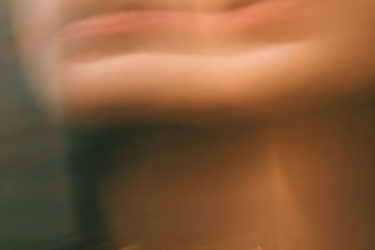 Burnout feminino: quando o corpo para porque a mente não conseguiu