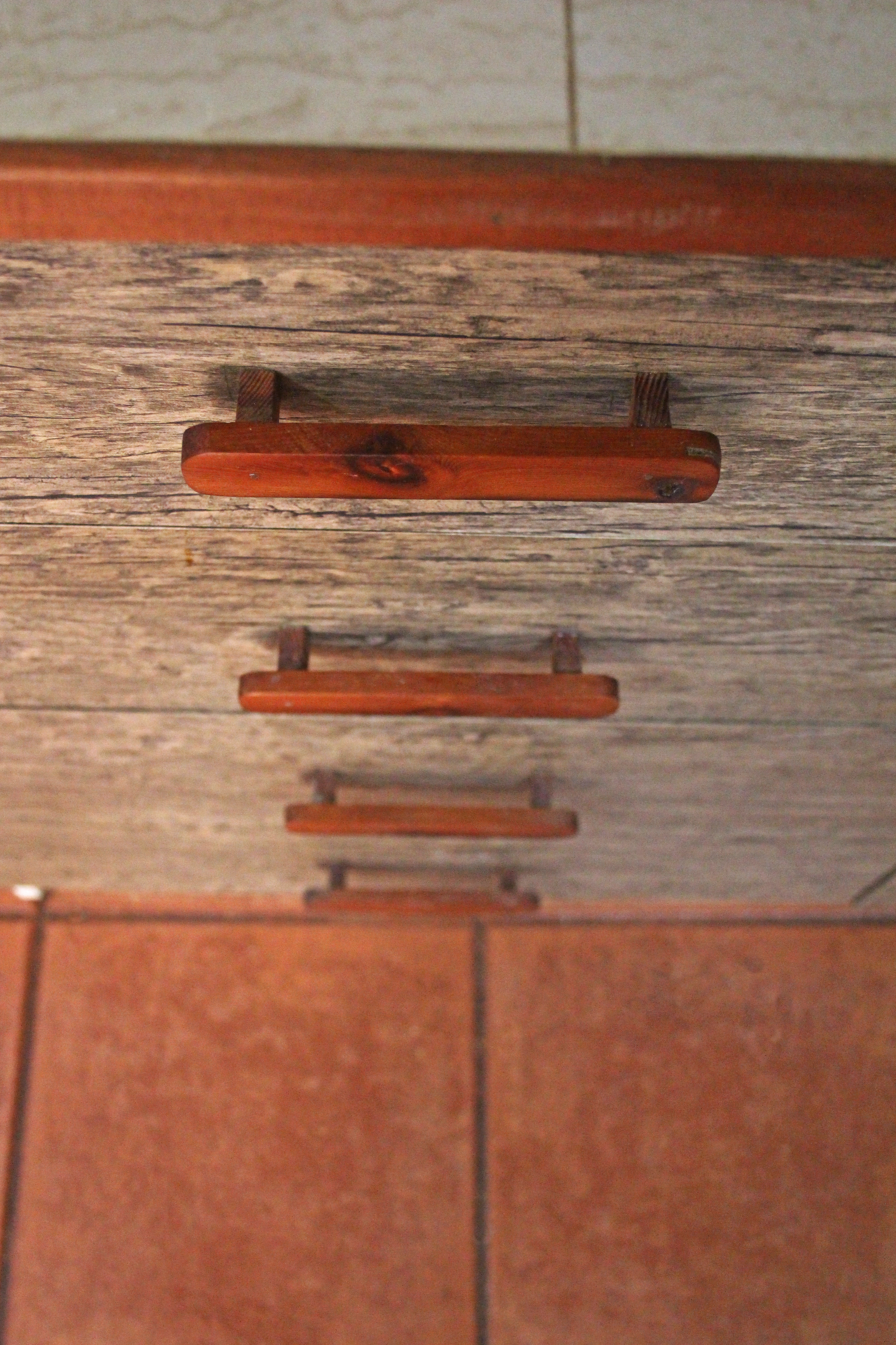 WEJUANR Lib/élula Lat/ón Muebles Asas Pomos Y Asas For Gabinete De Cocina Creativa Armario Tiradores Hardware Decoraci/ón Elegantes Puertas Size : One Piece