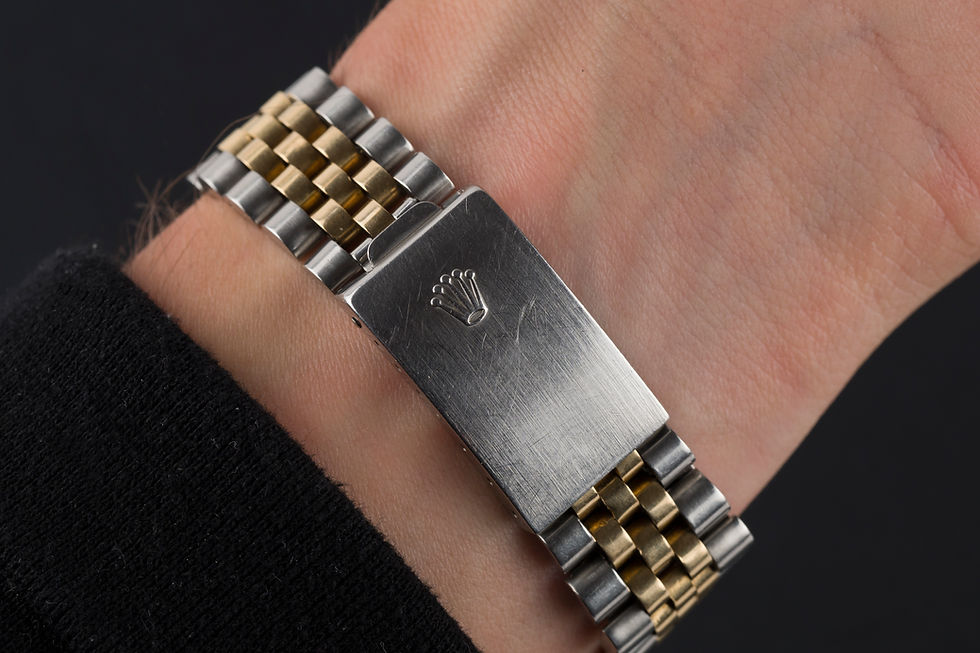 Thumbnail: 1976 Rolex Datejust Ref. 16013 golden 'Linen' dial