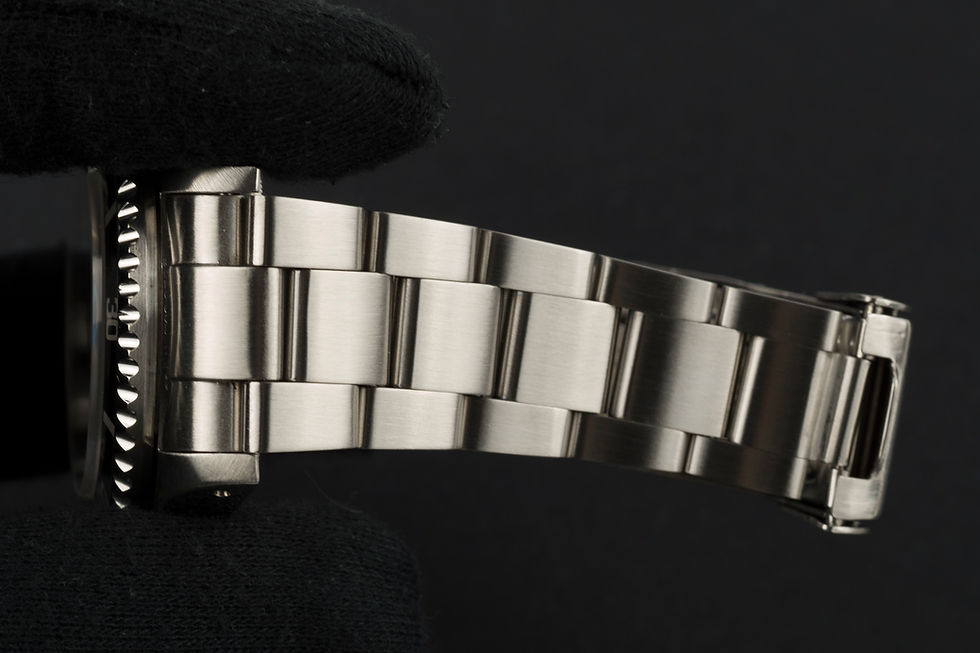 Thumbnail: 1984 Rolex Sea-Dweller Ref. 16660 'Triple Six' with MK1 ‘Pallettoni’ dial