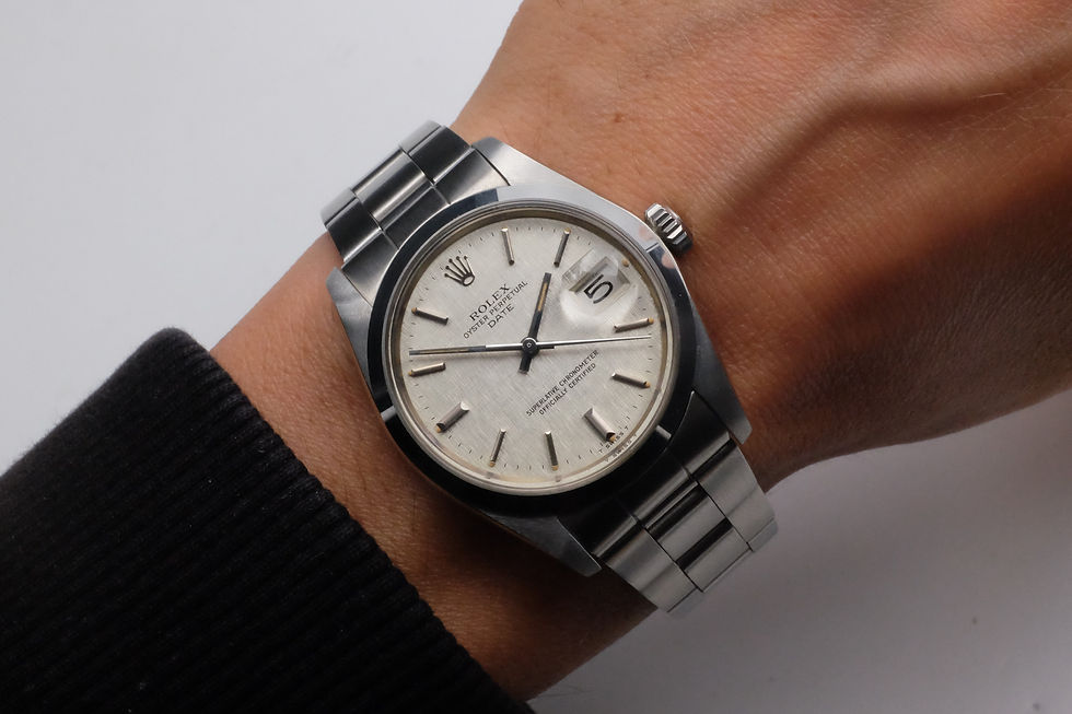 Thumbnail: 1975 NOS Rolex Date Ref. 1500 'Linen dial' Full Set