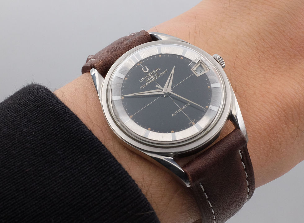 Thumbnail: Universal Geneve Polerouter Date 'Gilt dial'