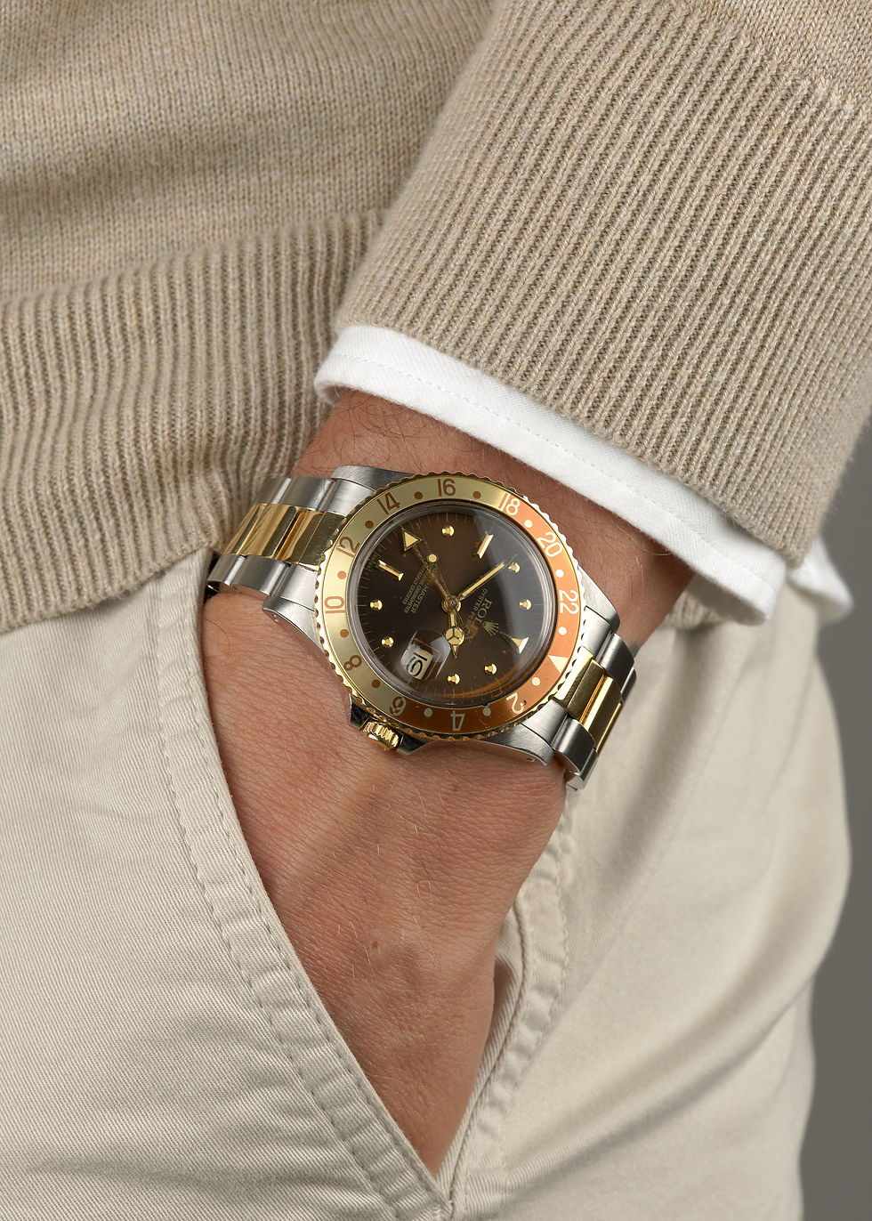 Thumbnail: 1986 Rolex GMT-Master Ref. 16753 'Root Beer' Nipple with Box, Papers and invoice