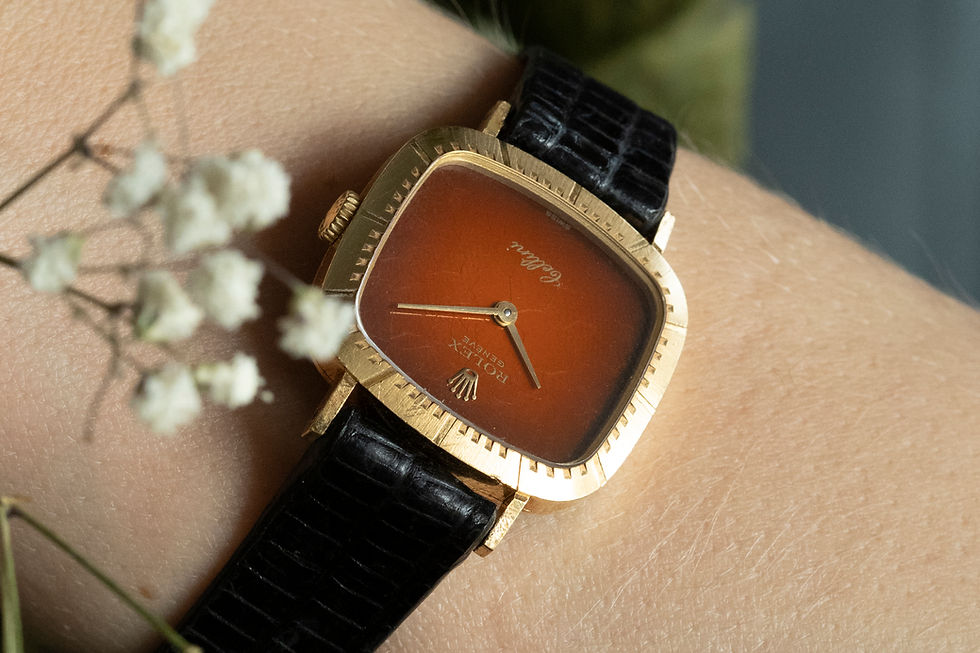 Thumbnail: 1995 Rolex Cellini Ref. 4082 with Bordeaux 'Vignette' dial in 18K YG Unpolished