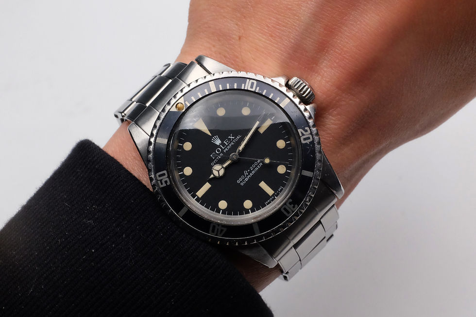 Thumbnail: 1971 Rolex Submariner 5513 'Non-Serif' with 'Kissing 40' insert