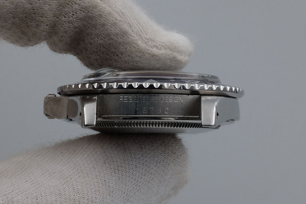 Thumbnail: Rolex GMT-Master Ref. 16750 MK1 'Maxi Dial'