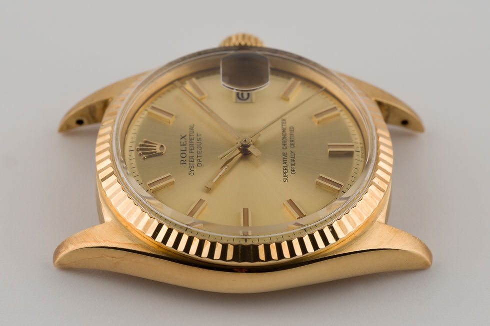 Thumbnail: 1960 Rolex Datejust Ref. 1601 in 18K YG with 'Wide Boy' No Lume Champagne dial