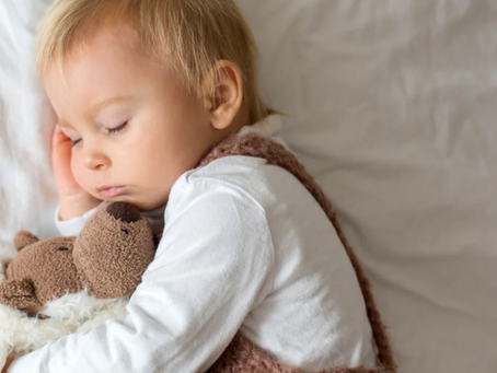 Waarom goed slapende baby's niet per definitie "goede slapers" zijn